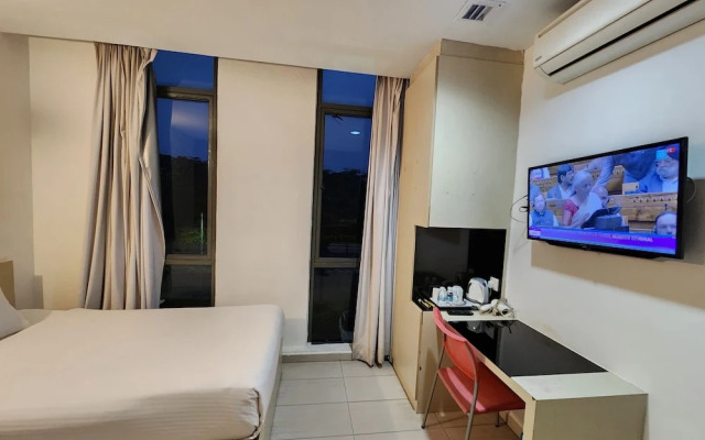 Kozi Hotel - Danga Bay