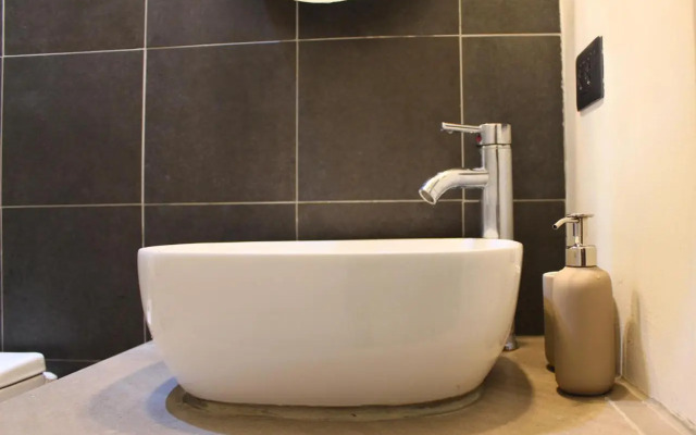 The Brass Burrow, Bel Air Soho Suites