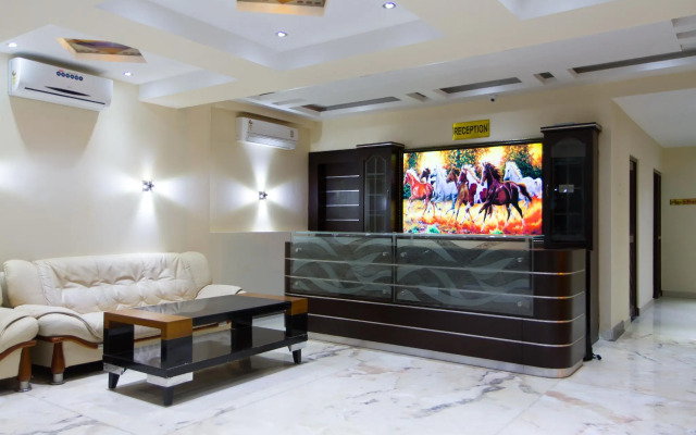 Hotel Karishma Grand