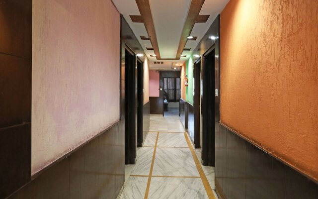 OYO 10755 Hotel Anand Palace