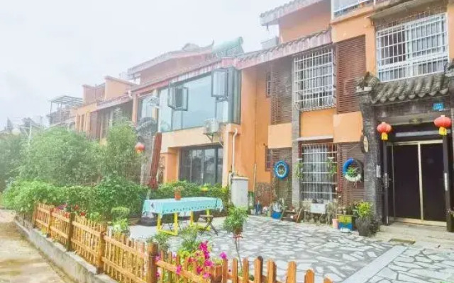 Xichang Seaside Inn