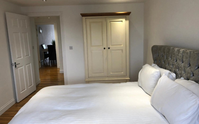 Joe Kelly Buildings flat 5