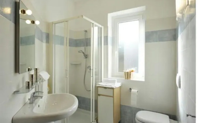 Residenza Vercana Apartments