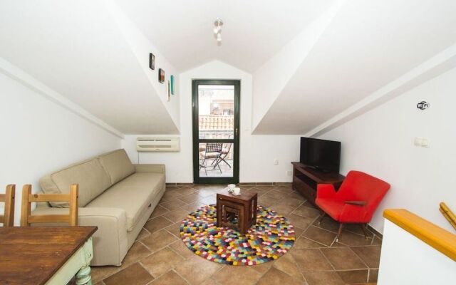 Jerry & Oli's Apartments