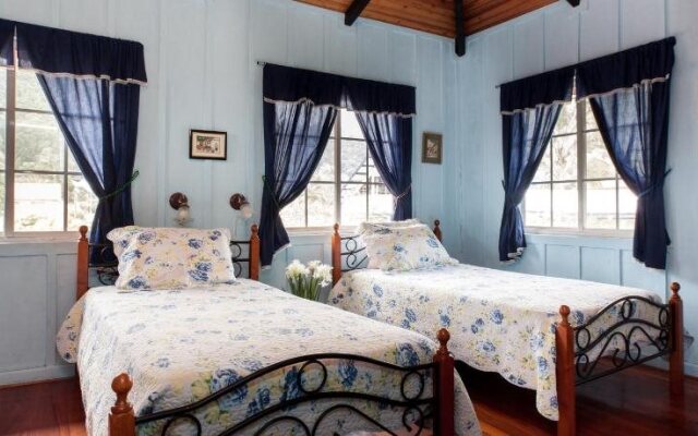Casa Azul Bed & Breakfast