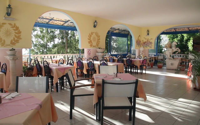 White Olive Premium Lindos - All Inclusive