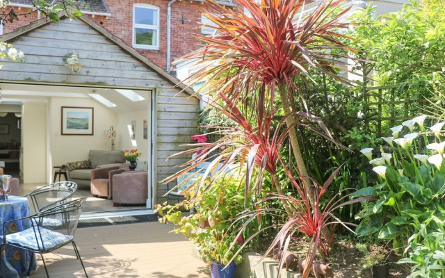 Mayflower, 9 Coronation Road