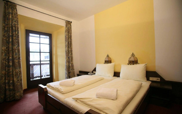 Schlosshotel Rosenegg