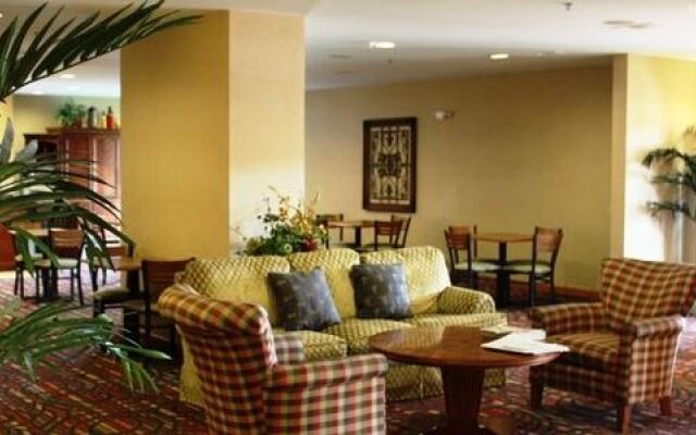 Holiday Inn Express Lonoke I-40 Exit 175