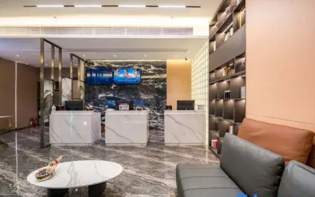 Rui Lan Ting · Cloud Giant Screen Light Residence