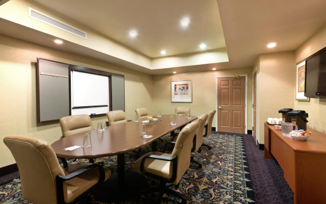 Staybridge Suites Tucson Airport, an IHG Hotel