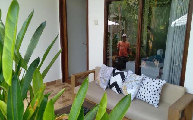Palm Trees Villas