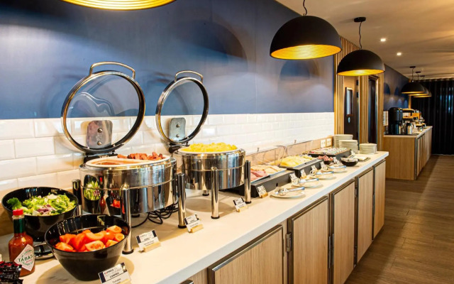 Holiday Inn Express Paris-Canal de la Villette by IHG