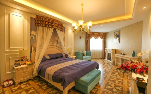 Weilisi Themed Hotel