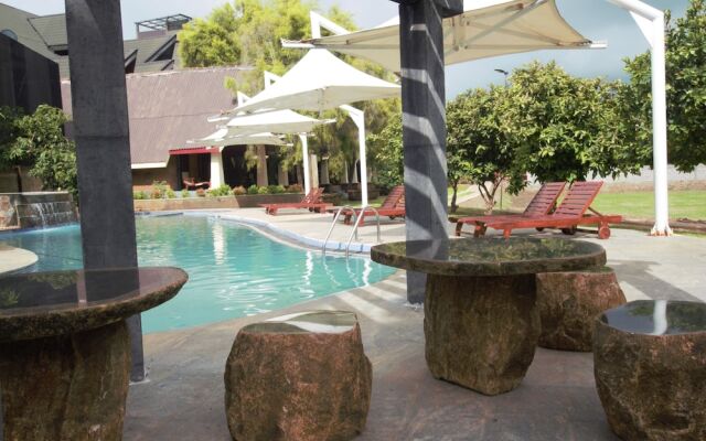 Avasta Resort