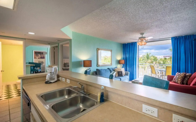 Sunrise Suites Resort
