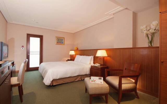 Aroma Hotel
