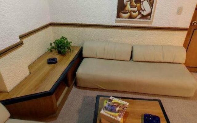 Suites Real 85