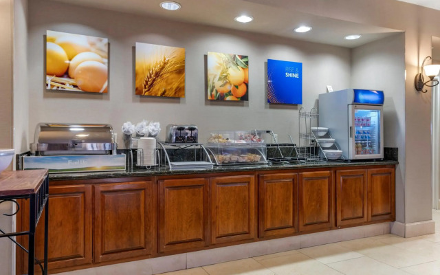 Comfort Suites Fernley