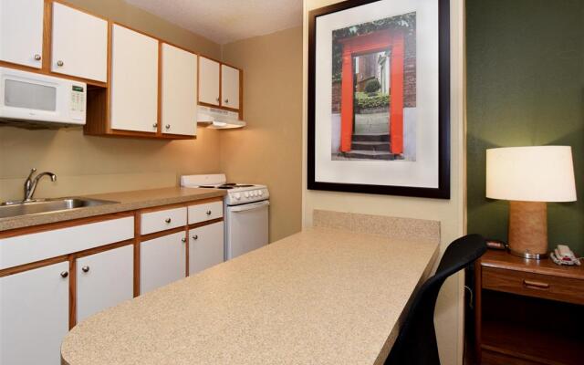 Extended Stay America Suites Raleigh Cary Regency Parkway S