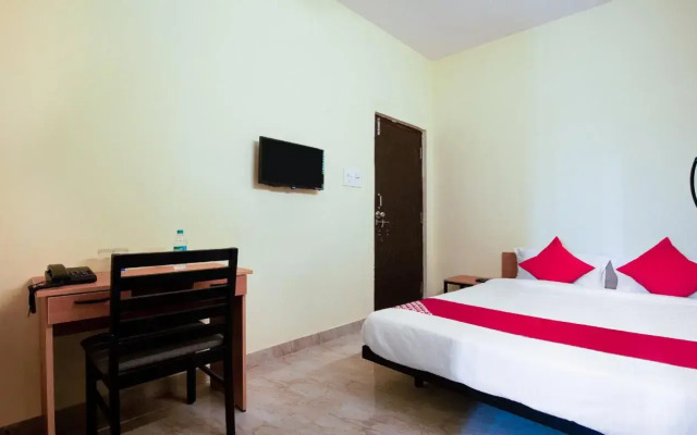 Deepansh Plaza By OYO Rooms