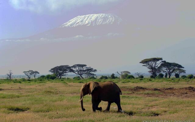 Amboseli Serena Safari Lodge