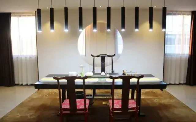 Jianning Tourist Hotel