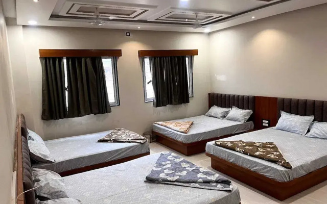 Purnima Hotel