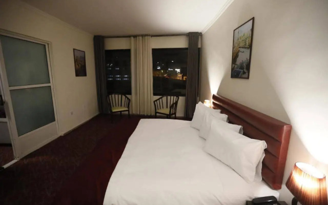 The Signature Hotel