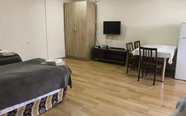 Apartment on Griboedov Street 32