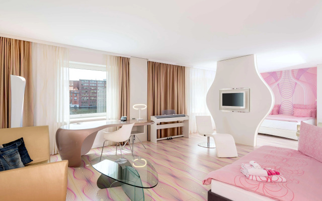 Отель nhow Berlin