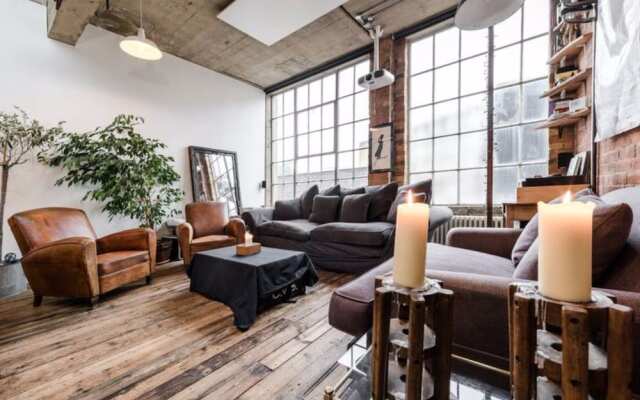 Spacious Loft In Hackney