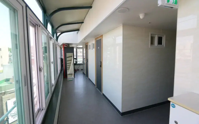 The New Simple House