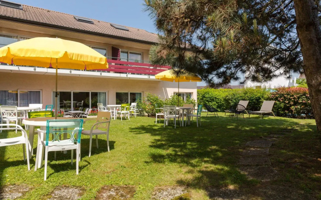 Logis Hôtel Arc en Ciel