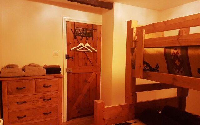 Large Luxury Self-Catering Barn