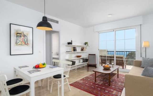 Apartment - 1 Bedroom with Pool and WiFi - 107871