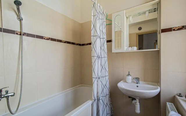 For celebrations spacious 3BDR apartment with balcony