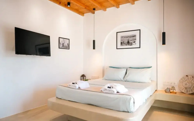 Assyr Getaway - Santorini Cozy Cycladic Retreat