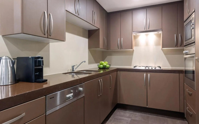 Meriton Suites World Tower