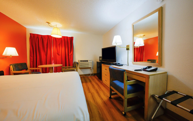 OYO Hotel Hermiston OR, Downtown