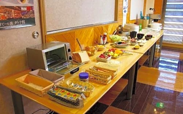 Refre Hotel
