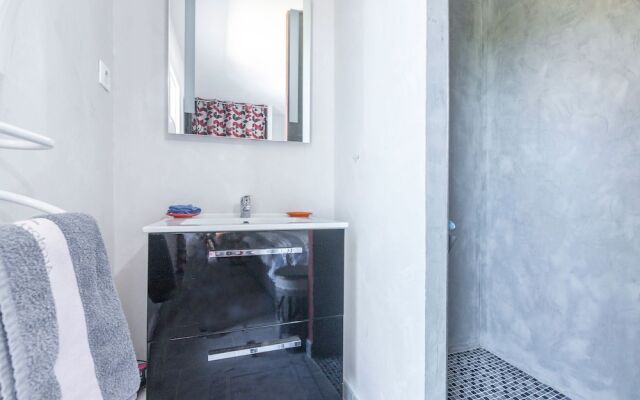 Serene Villa in Saint-Victor-la-Coste with Private Pool