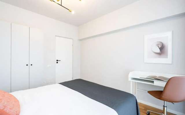 Superb City View - Bright & Stylish - 2BR