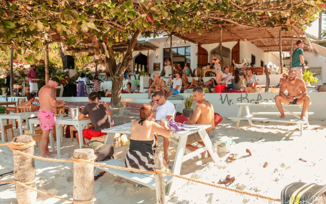 Mr Kahawa Waterfront Suites