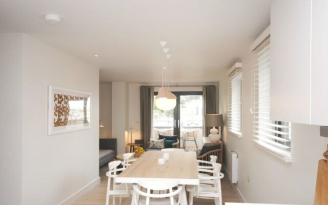 9 The Salterns, Chichester 402415