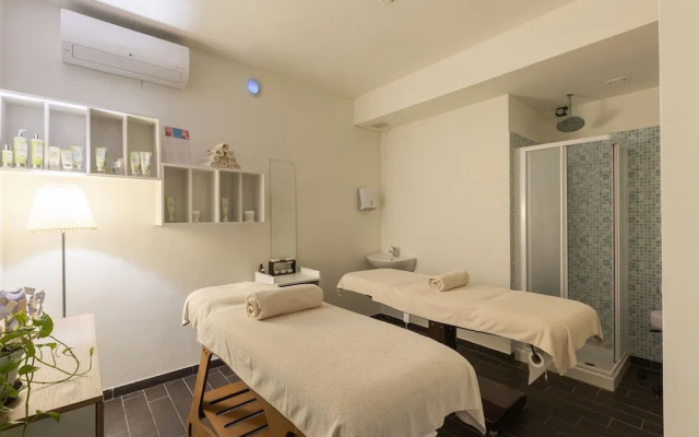 Residence Near the sea in Loano 4200