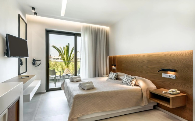 Marinos Beach Hotel