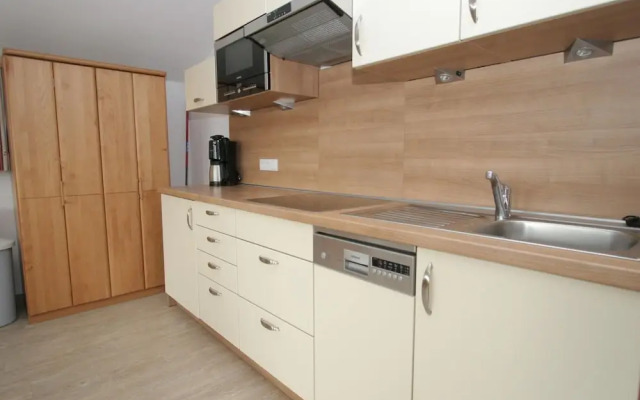 Spacious Apartment in Uderns near Ski Area
