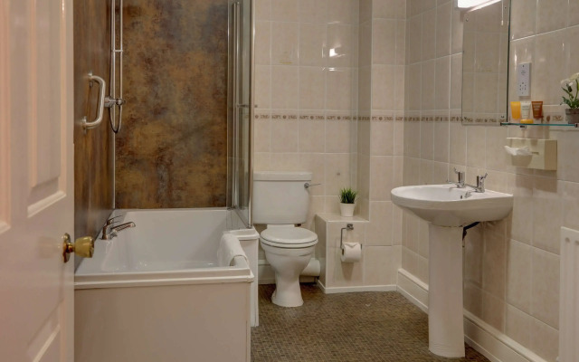 Best Western Plus Kenwick Park Hotel