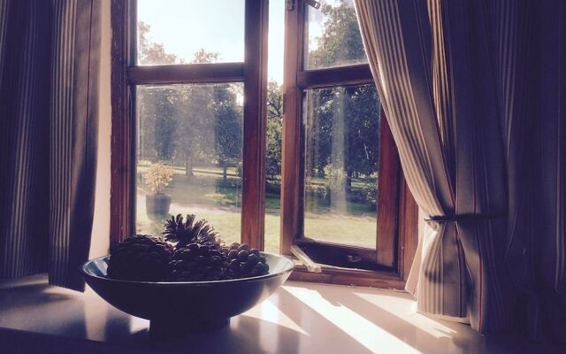 Woodend Farm House
